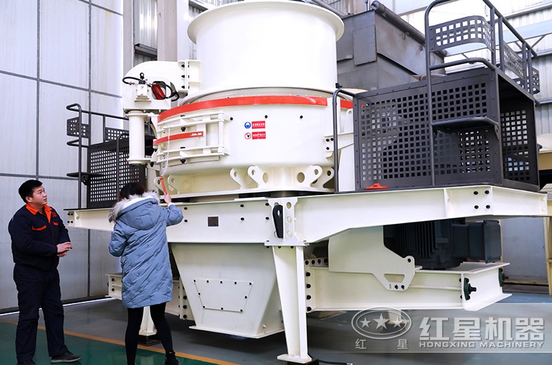 HVI沖擊式制砂、整形機(jī)客戶到廠參觀圖